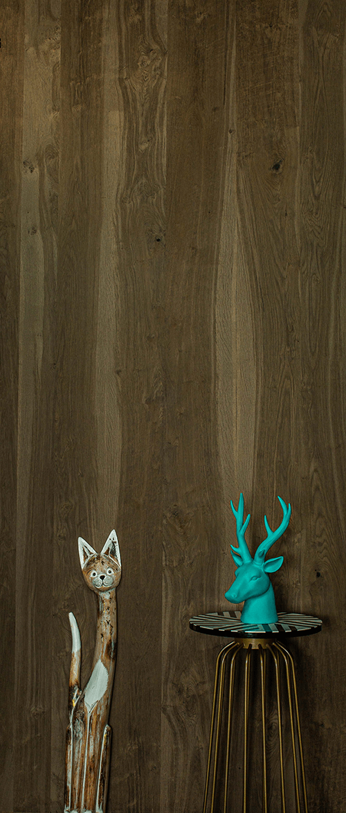 Vintage Rovere Grigio With Props